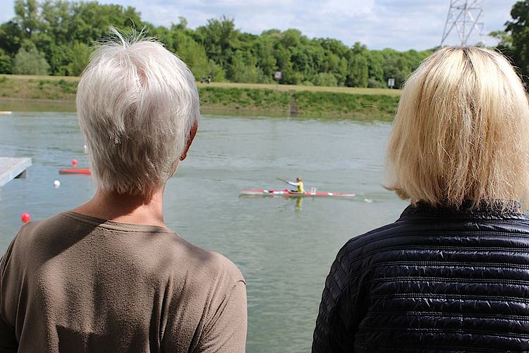 Doris Ahnen zu Gast bei Jubiläumsregatta der Kanufreunde Mainz-Mombach