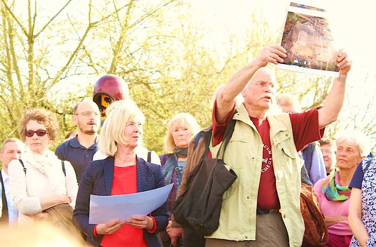 Rund 300 Gäste bei Führung zu römischen Fundstätten im Gonsbachtal